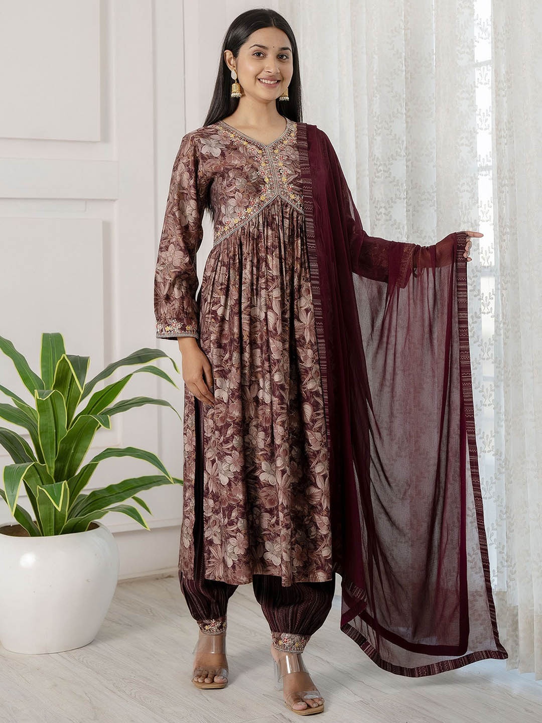 

Charu Women Floral Printed Empire Thread Work Kurta with Patiala & With Dupatta, Brown