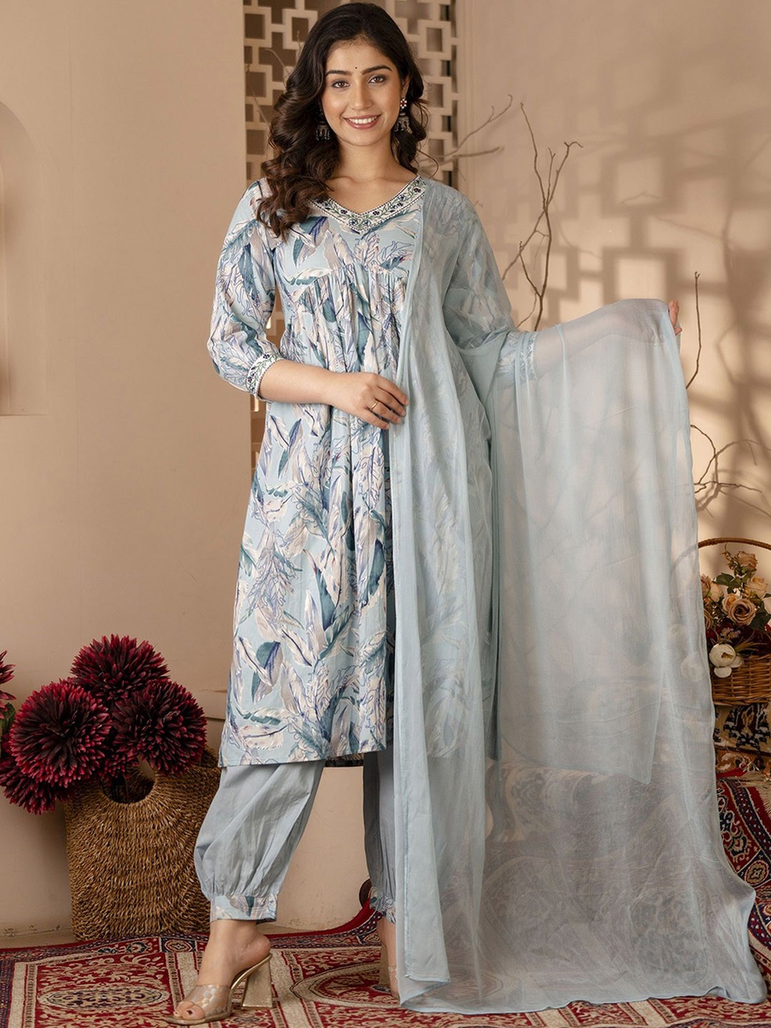 

Charu Women Floral Printed High Slit Thread Work Pure Cotton Kurta with Patiala & With Dupatta, Turquoise blue