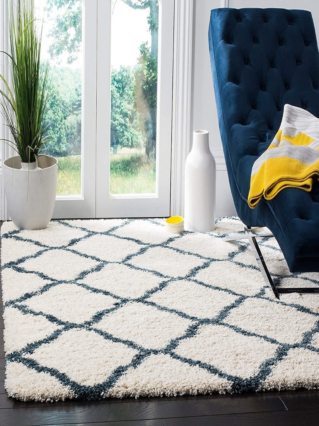 

Safiya Carpet Grey Geometric Anti-Skid Polyester Carpets