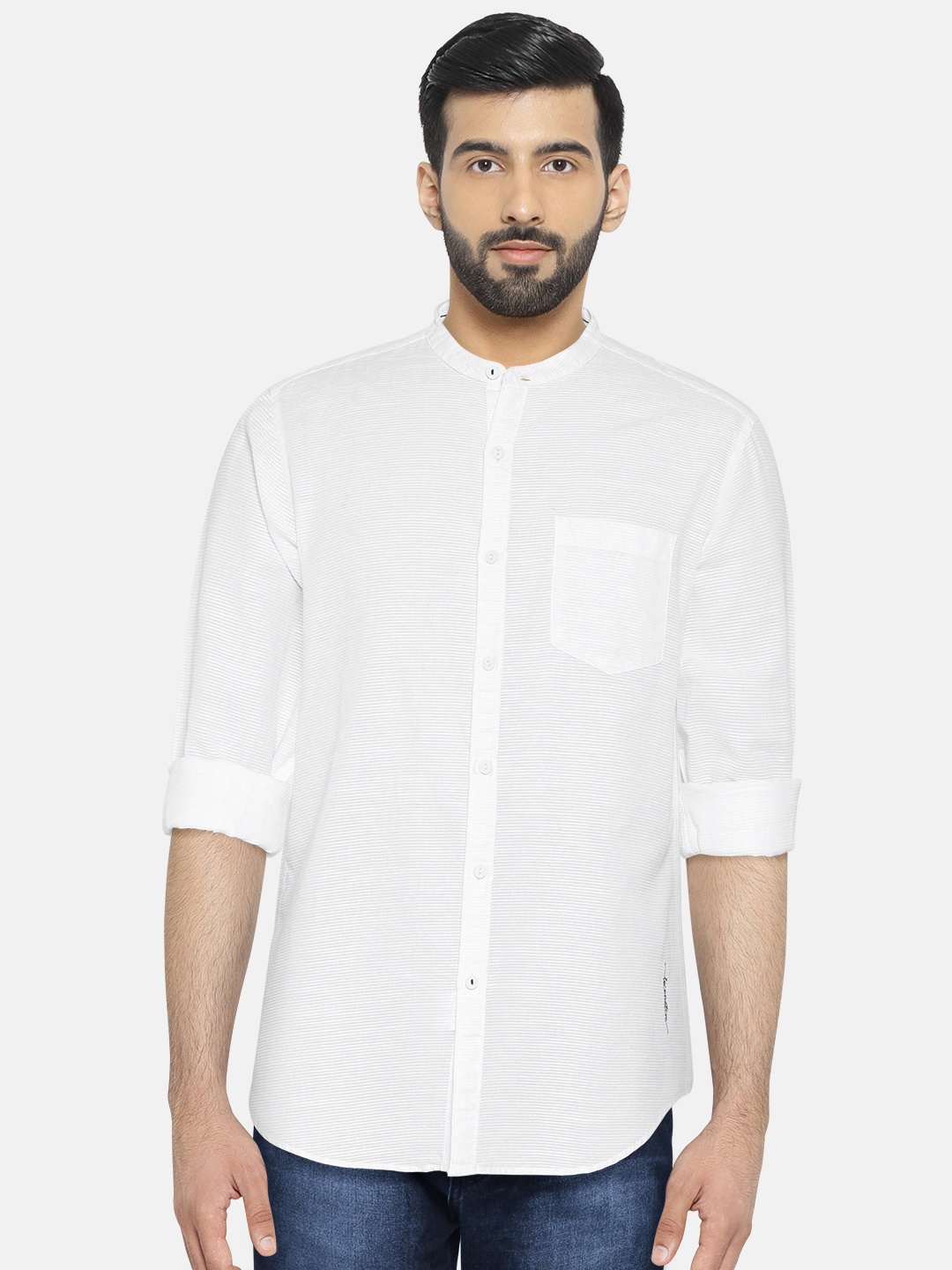

LOCOMOTIVE Men White Slim Fit Self Design Casual Shirt