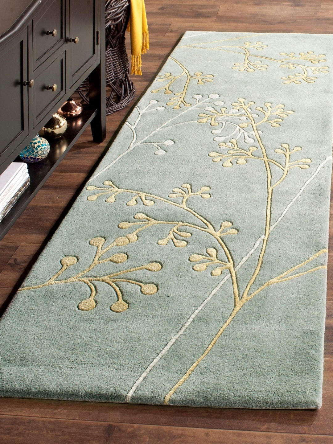 

Safiya Carpet Green Floral Hand-Tufted Woollen Carpets