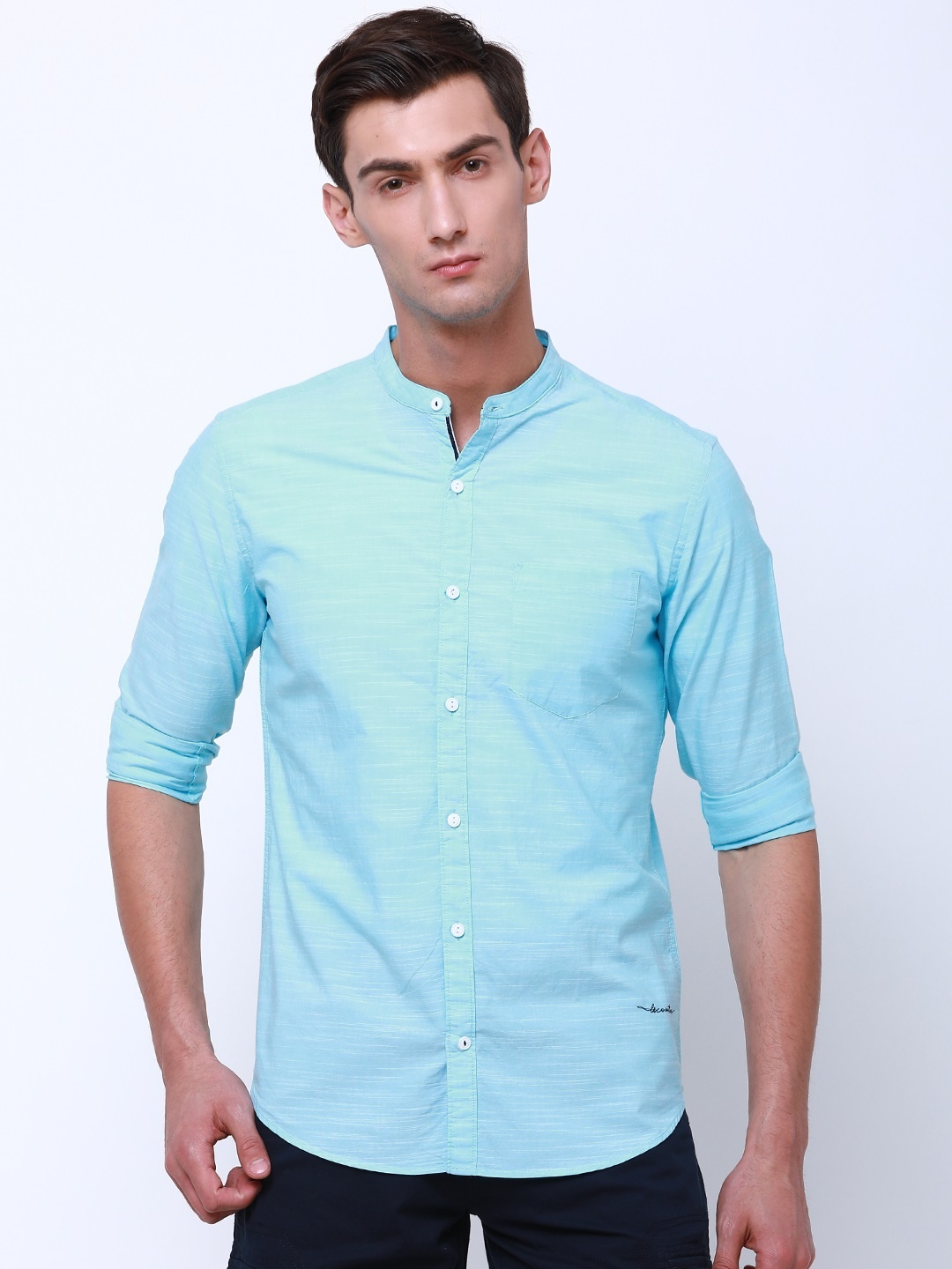 

LOCOMOTIVE Men Turquoise Blue Slim Fit Solid Casual Shirt