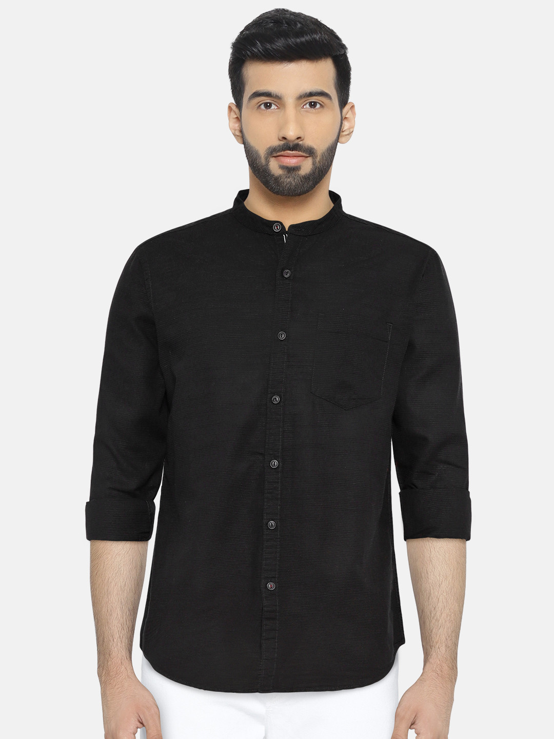

LOCOMOTIVE Men Black Slim Fit Solid Casual Shirt