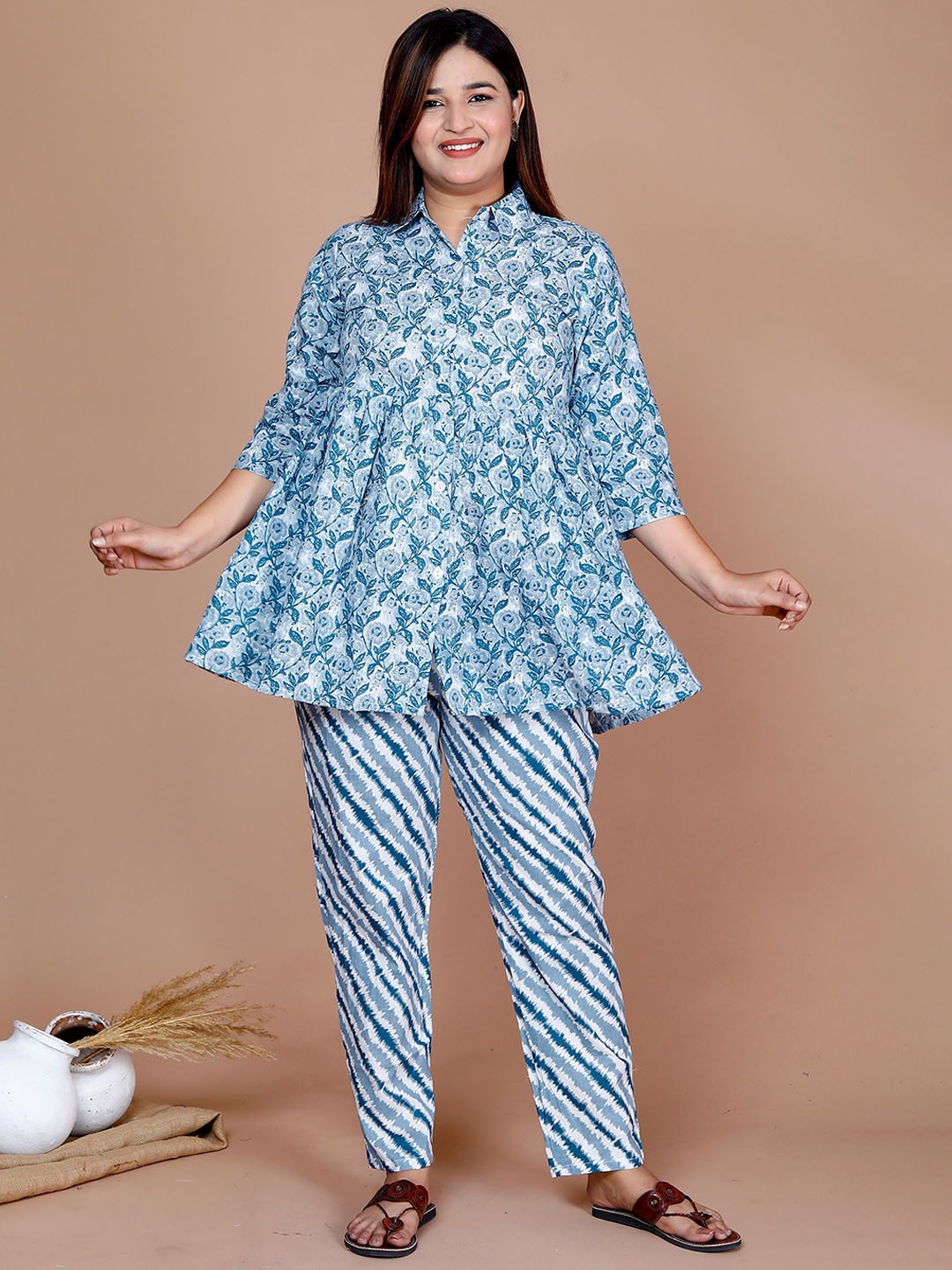 

JAIPZZ APPARELS Printed Cotton Top With Trouser Co-Ords, Blue