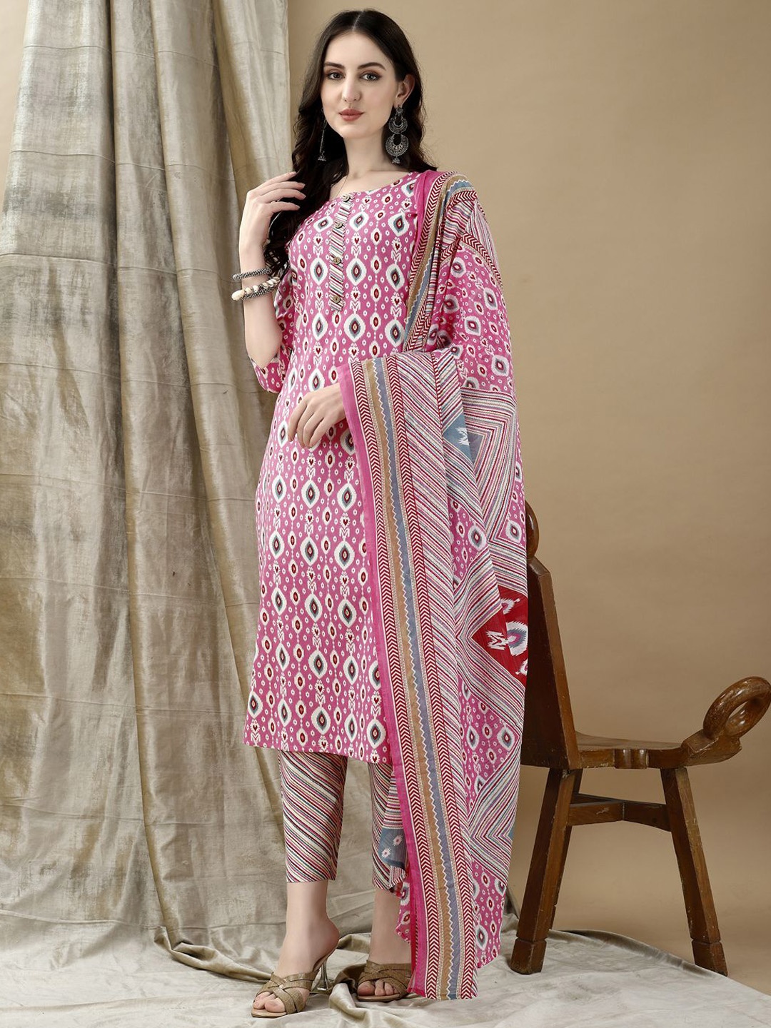 

KALINI Women Ethnic Motifs Printed Regular Kurta with Trousers & With Dupatta, Pink