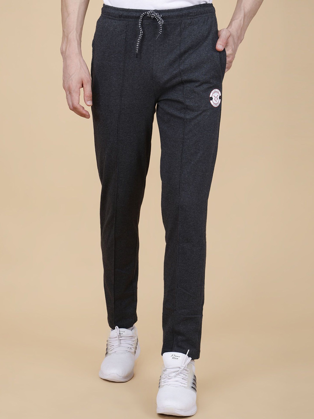 

STARFOX Men Printed Cotton Slim Fit Mid-Rise Track Pant, Charcoal