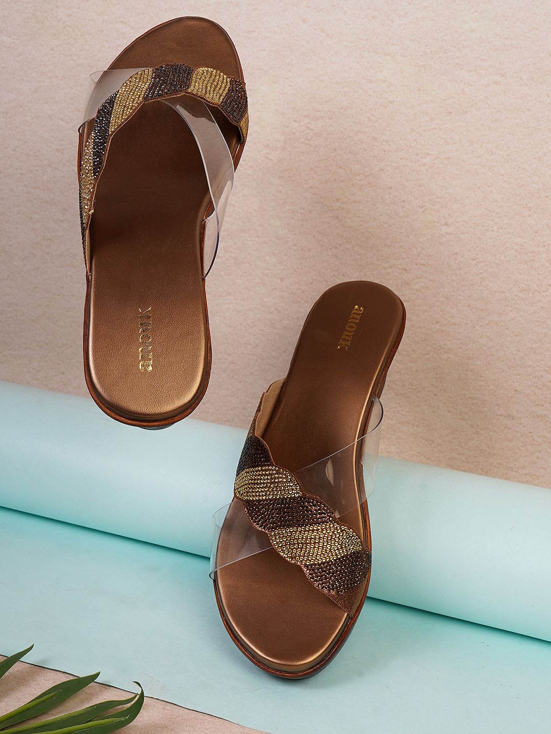 

Anouk Women Open Toe Flats, Bronze