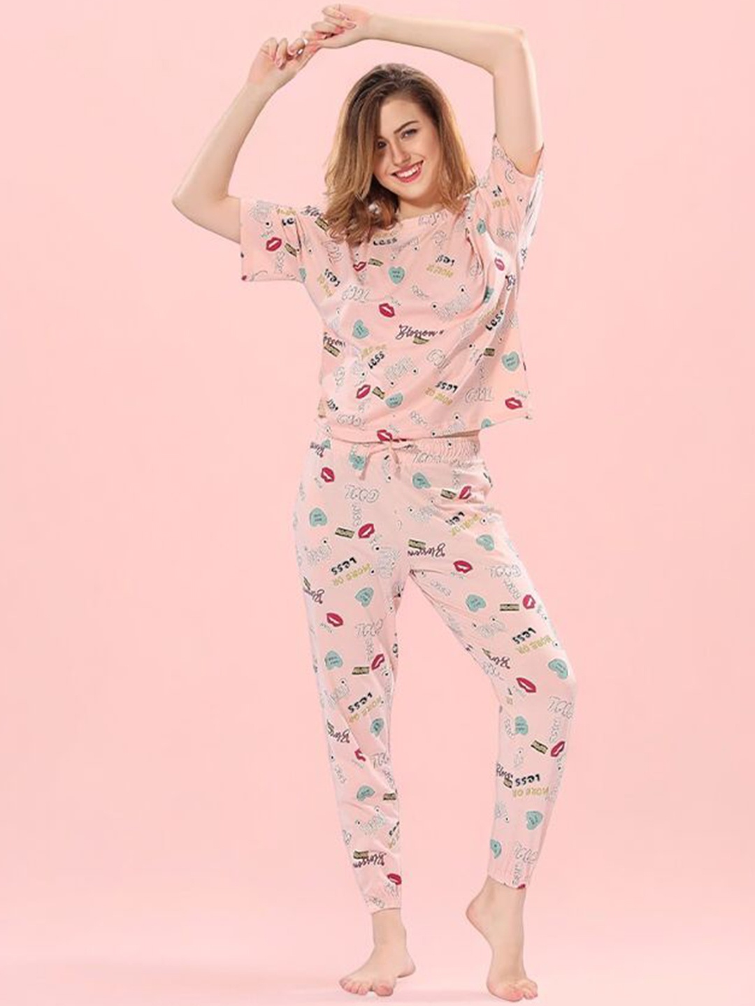 

Xivir Women Printed Night suit, Pink
