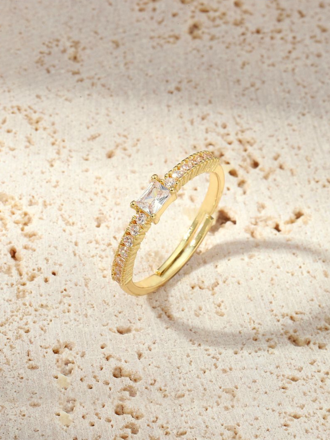 

SALTY Stone-Studded Adjustable Finger Ring, Gold