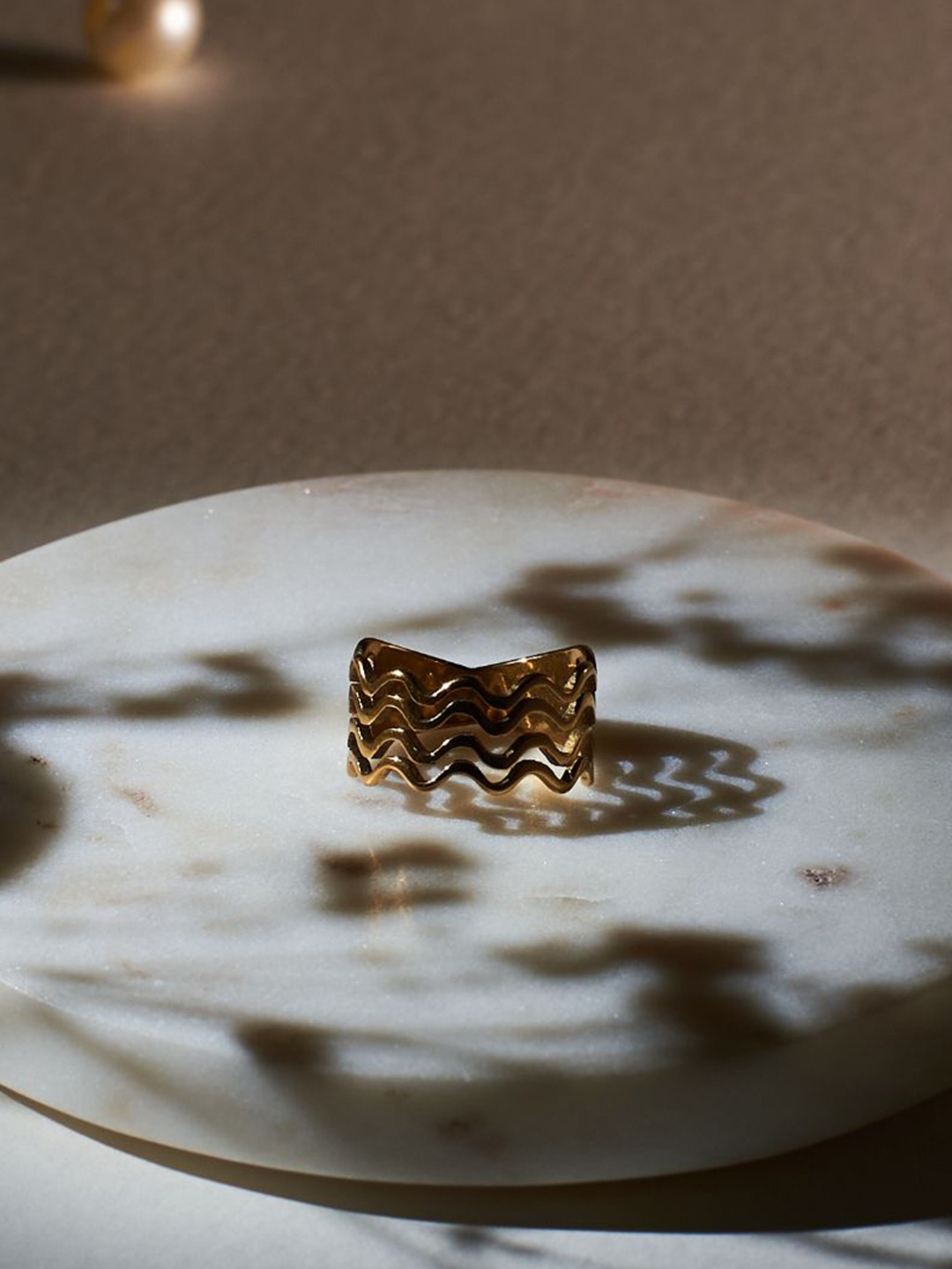 

SALTY Classic Chic Finger Ring, Gold