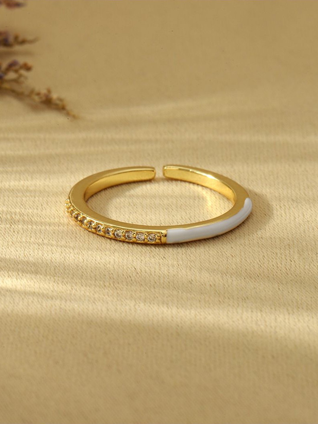 

SALTY Stone-Studded Adjustable Finger Ring, Gold