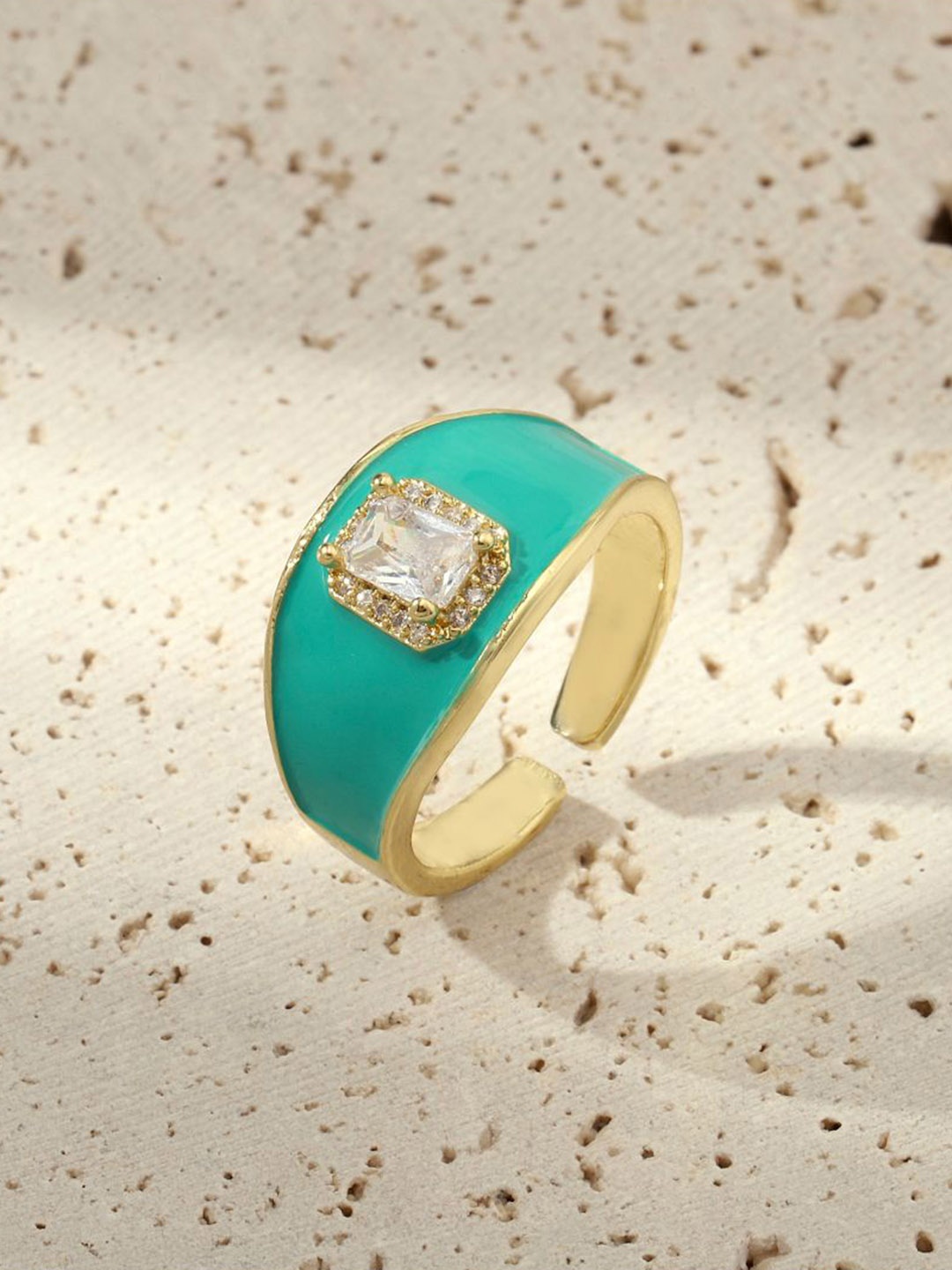 

SALTY Stone Studded Bold Ring, Green