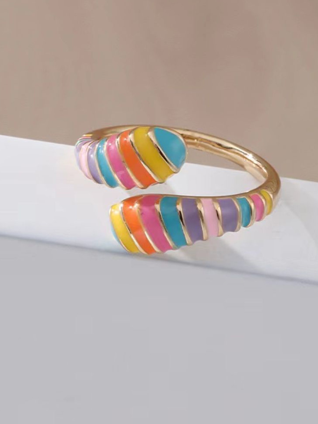 

SALTY Adjustable Finger Ring, Gold