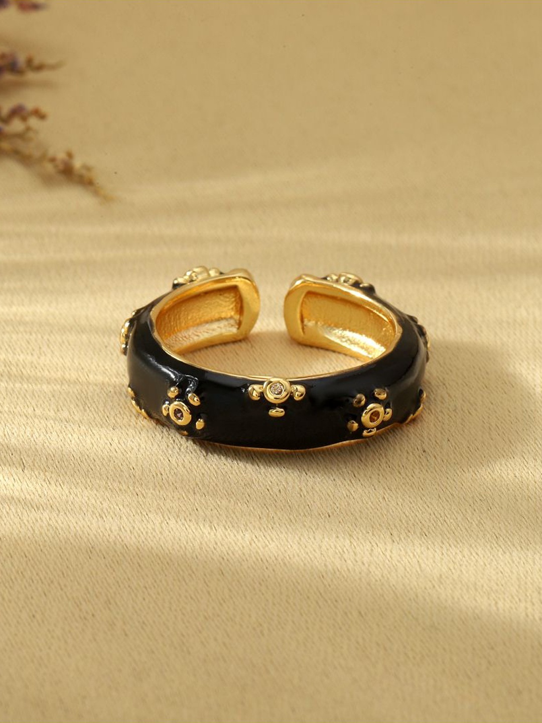 

SALTY Stone Studded & Enameled Adjustable Finger Ring, Black
