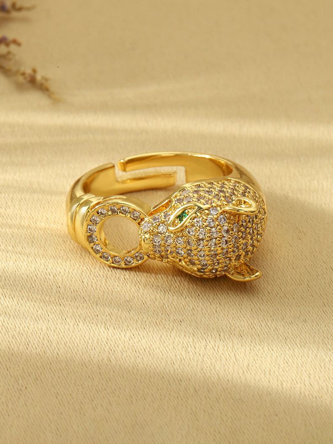 

SALTY Textured Finger Ring, Gold