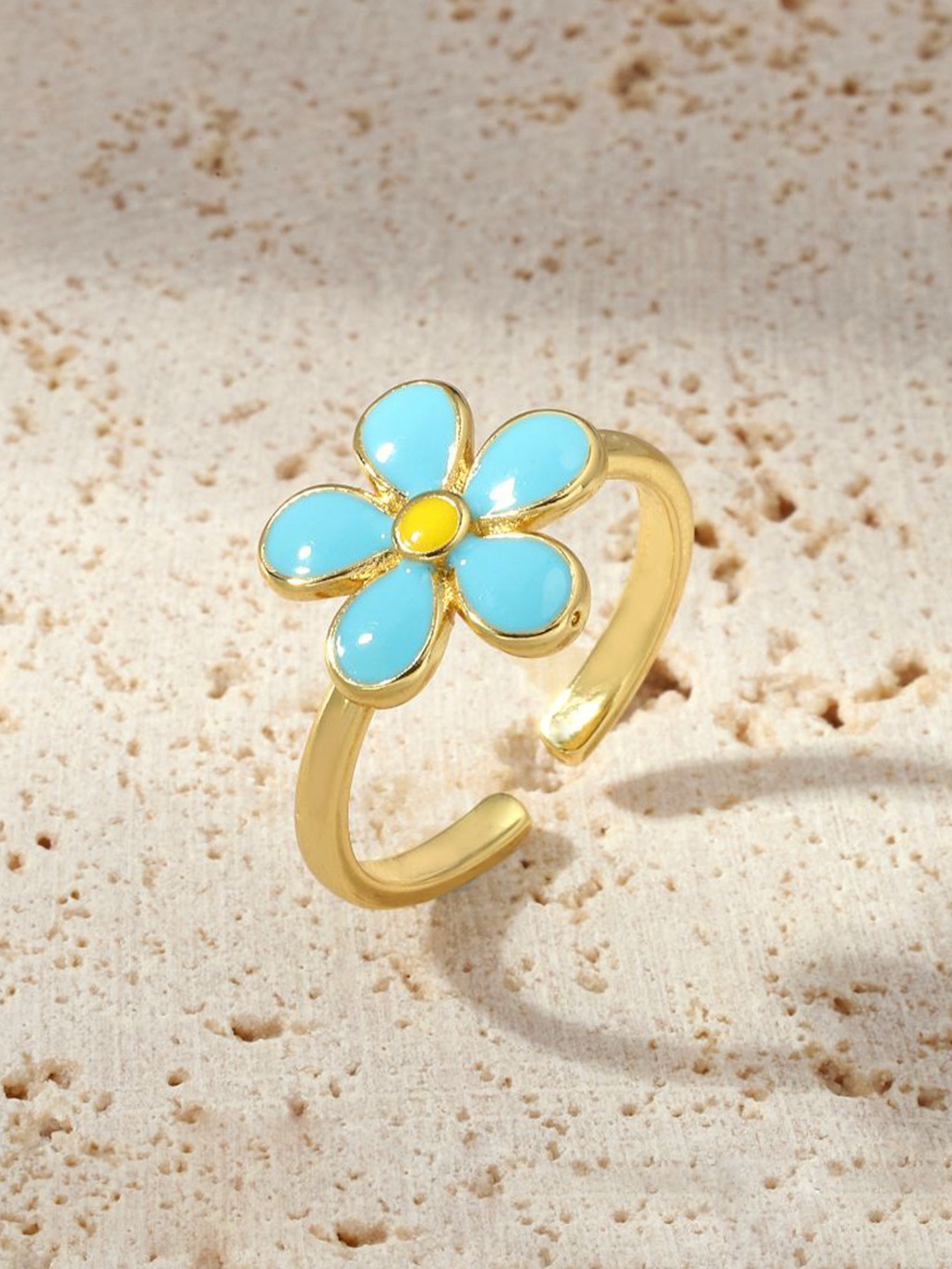 

SALTY Stone-Studded Adjustable Finger Ring, Gold