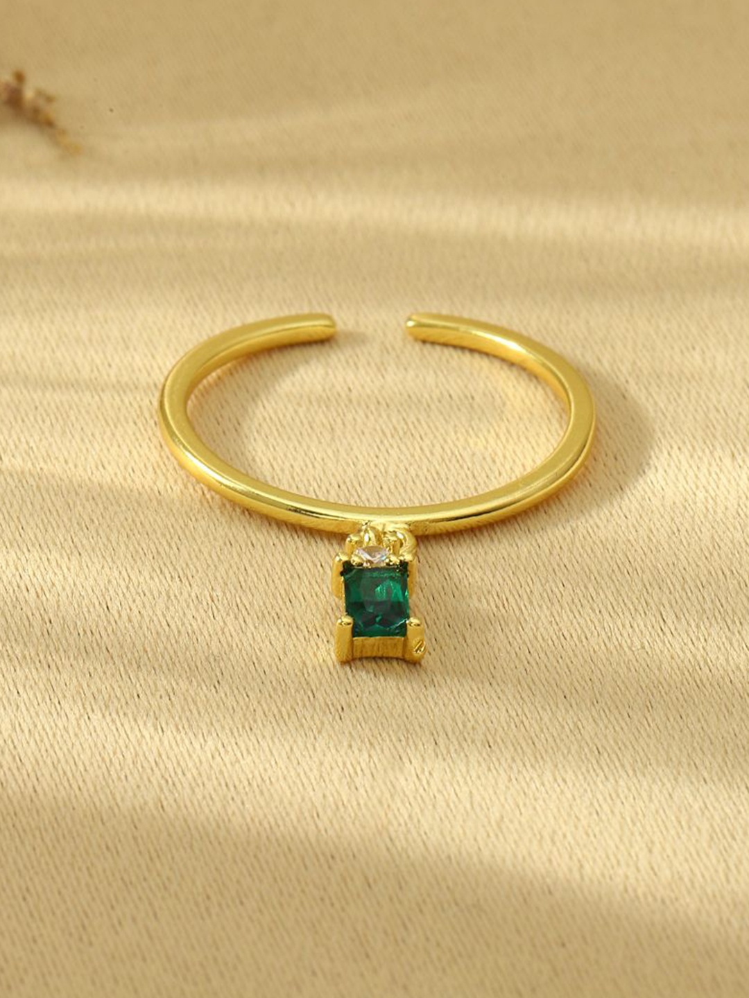 

SALTY Emerald Tassel Stone Studded Adjustable Finger Ring, Gold