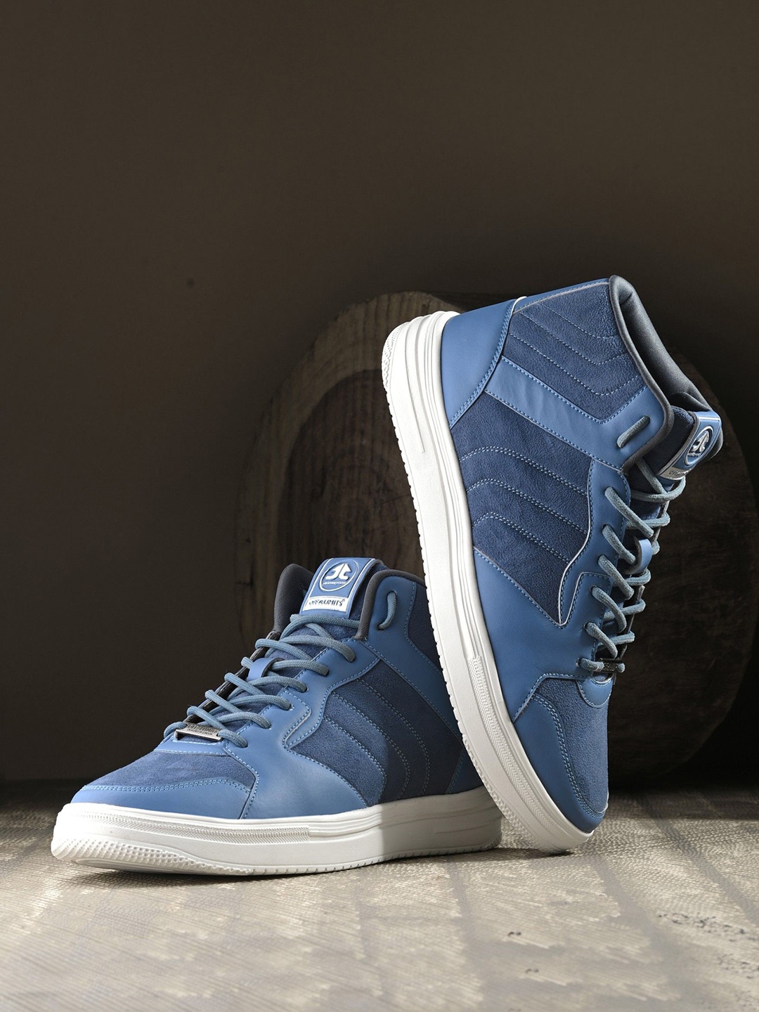 

OFF LIMITS Men Colourblocked Velvet Sneakers, Blue