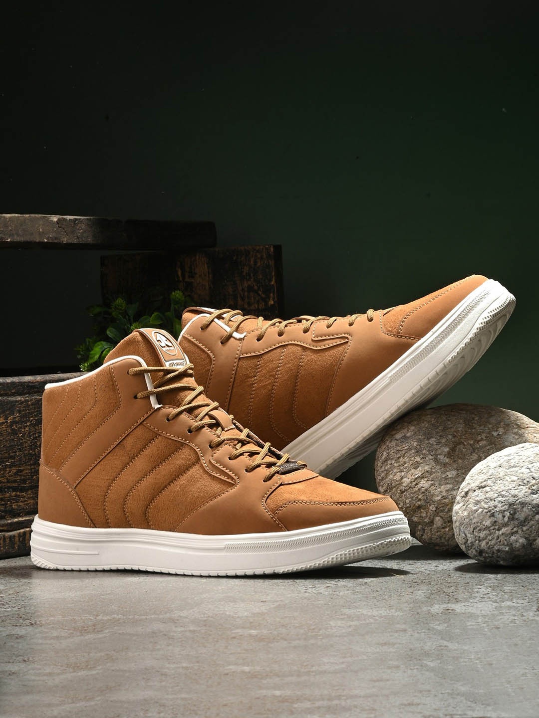 

OFF LIMITS Men Woven Design Velvet Sneakers, Tan