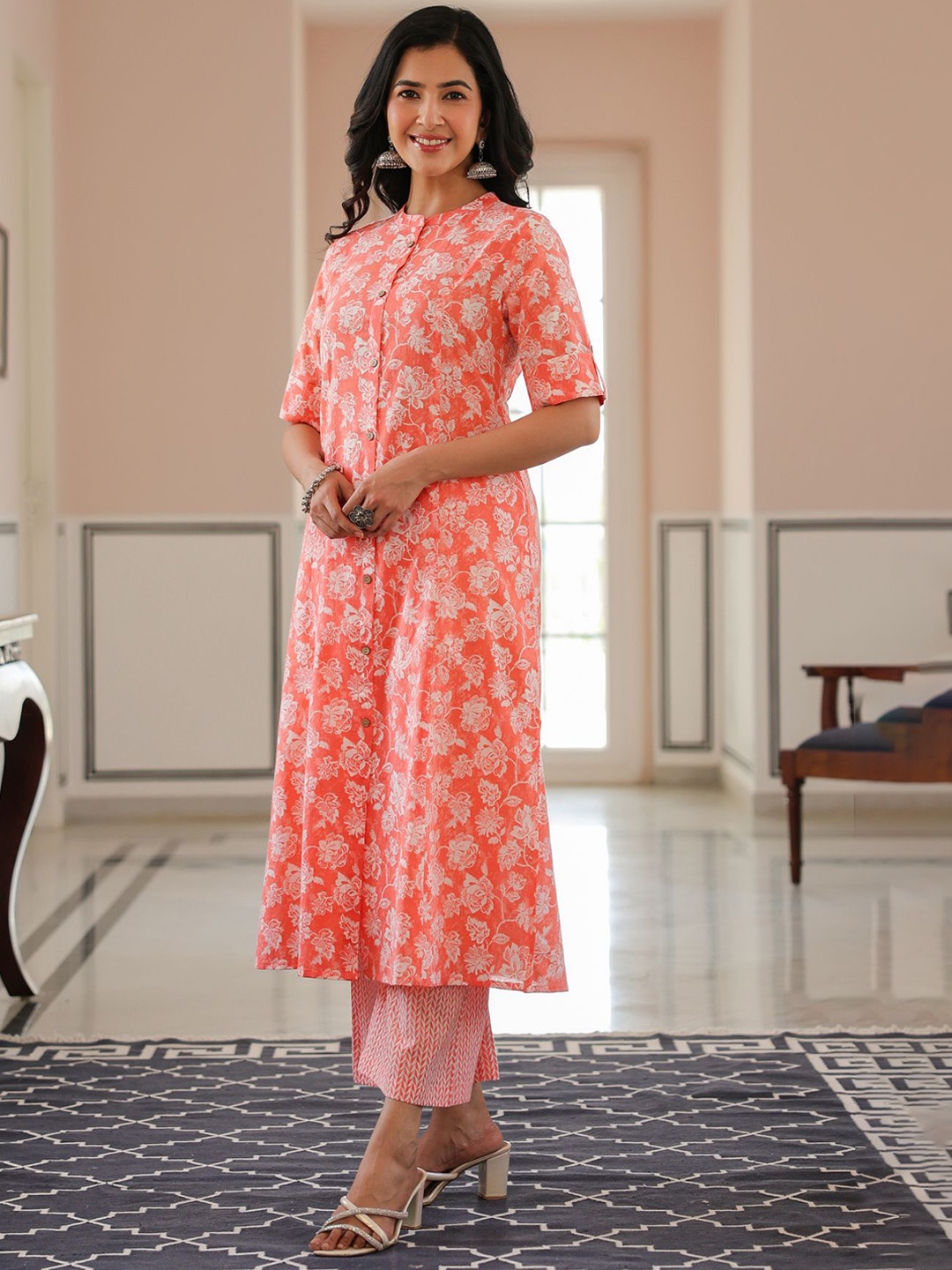 

PIROH Women Printed Regular Pure Cotton Kurta with Trousers, Peach
