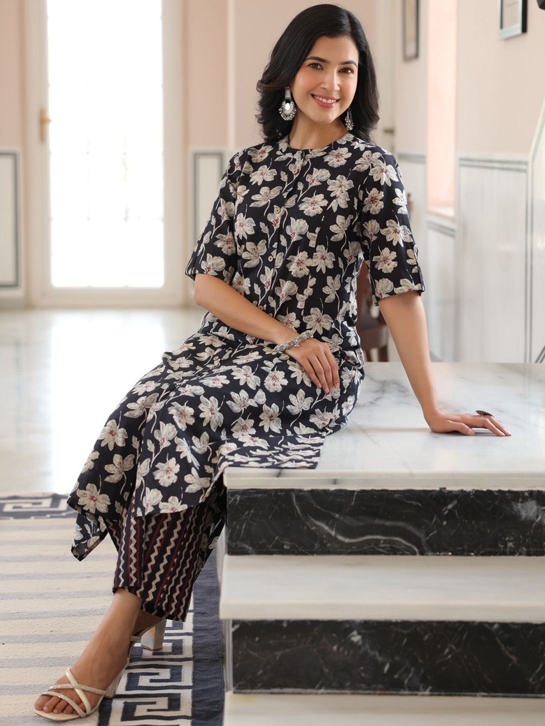 

PIROH Women Floral Printed Regular Pure Cotton Kurta with Trousers, Black