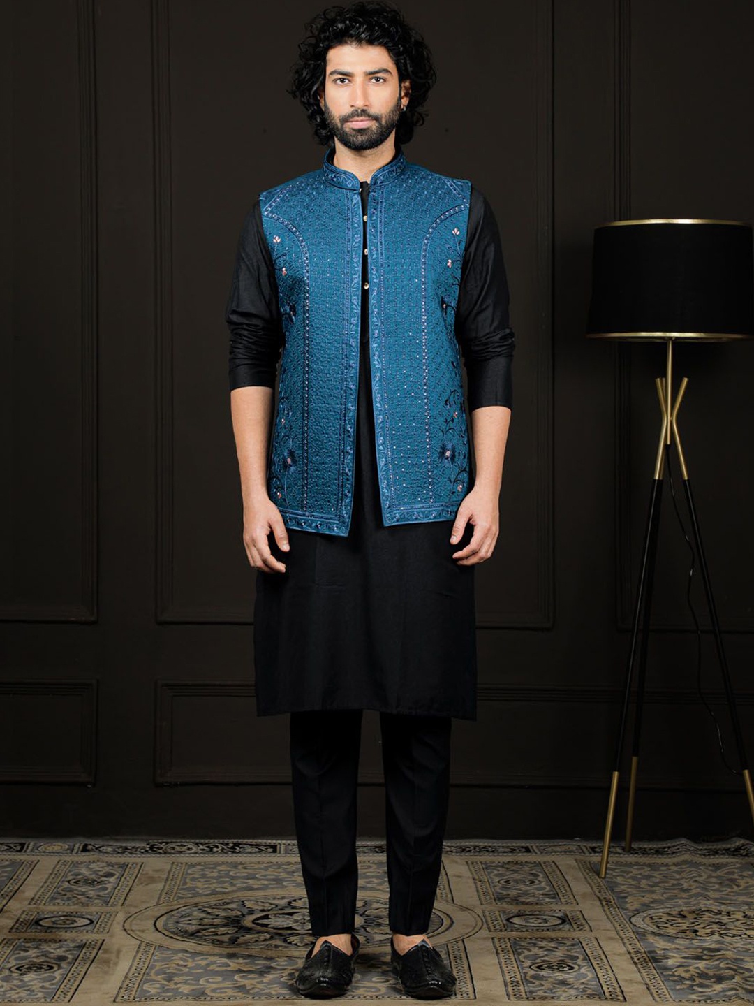 

VASTRAMAY Men Regular Sequinned Kurta with Pyjamas, Black