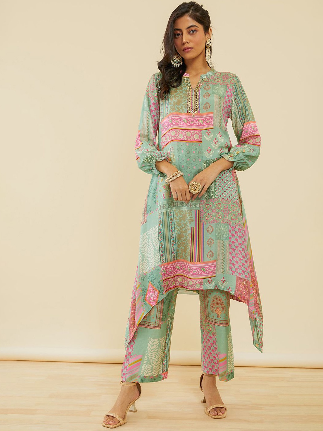 

Soch Women Ethnic Motifs Printed Regular Sequinned Kurta with Trousers, Green