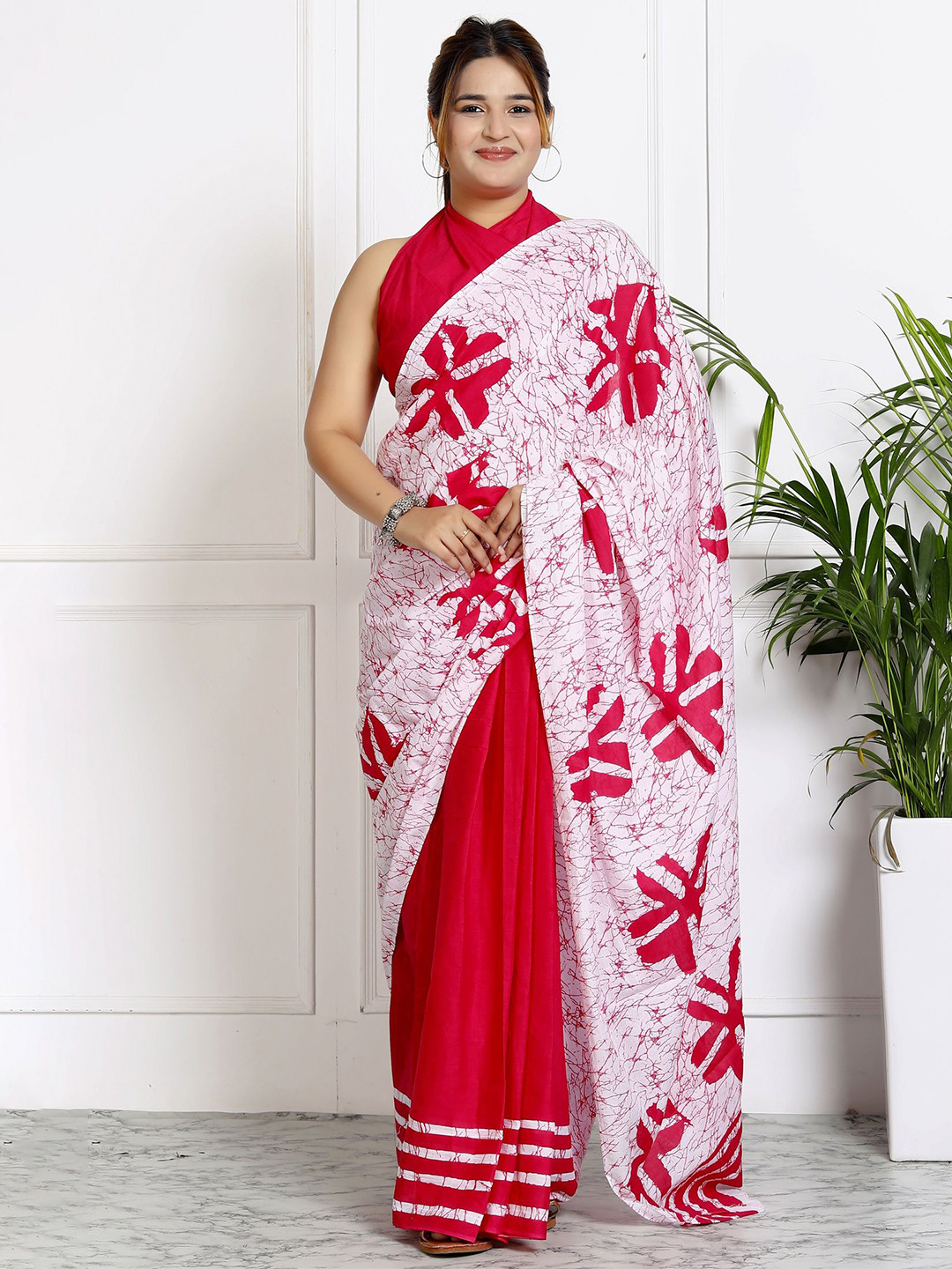 

JAIPURI PRINT Floral Pure Cotton Block Print Saree, Red