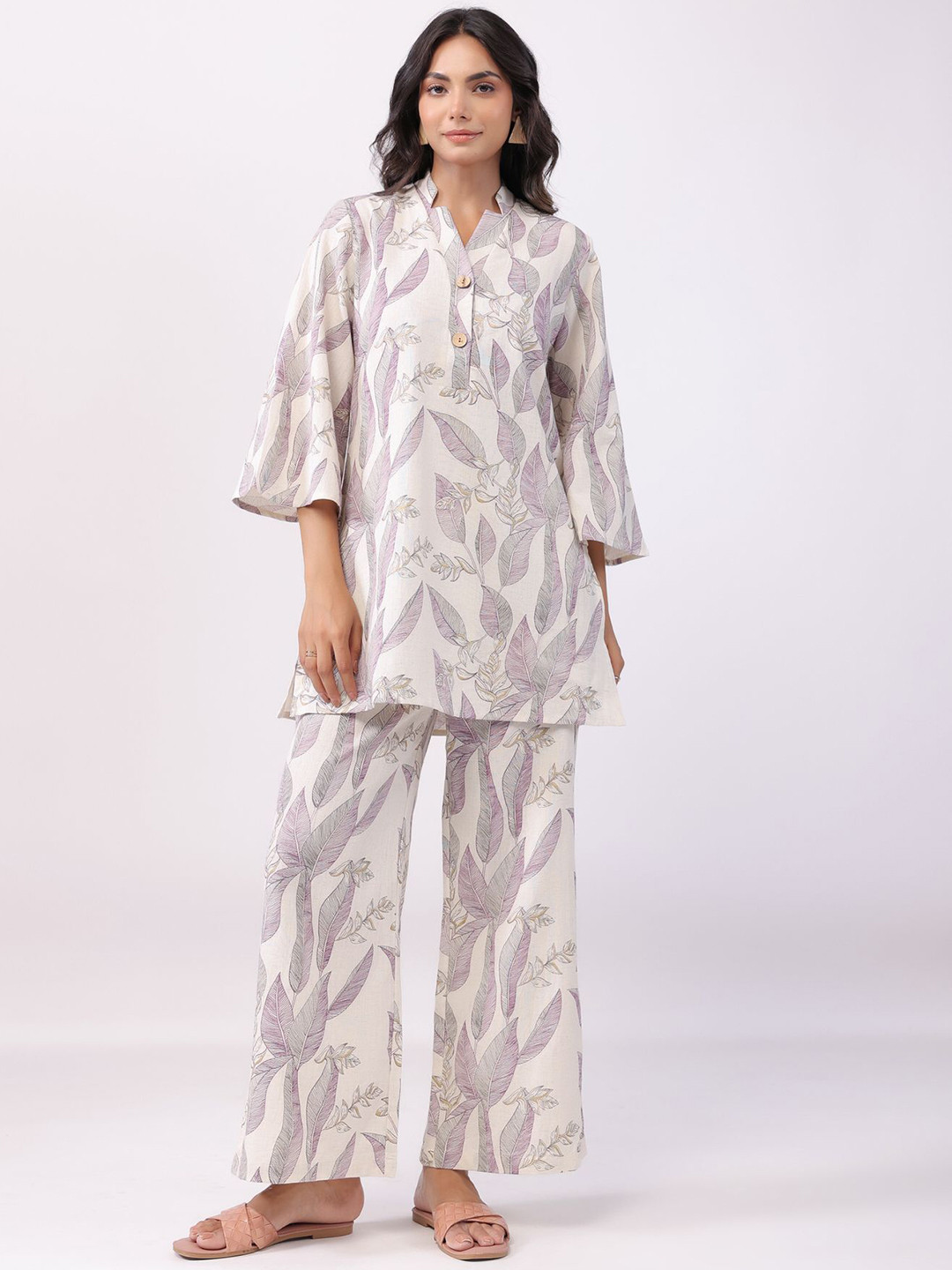 

JISORA Printed Top With Palazzo Co-Ords, Off white