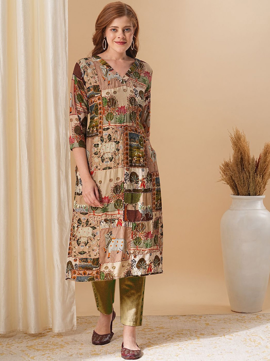 

FASHOR Women Printed Flared Sleeves Sequinned Anarkali Kurta, Taupe