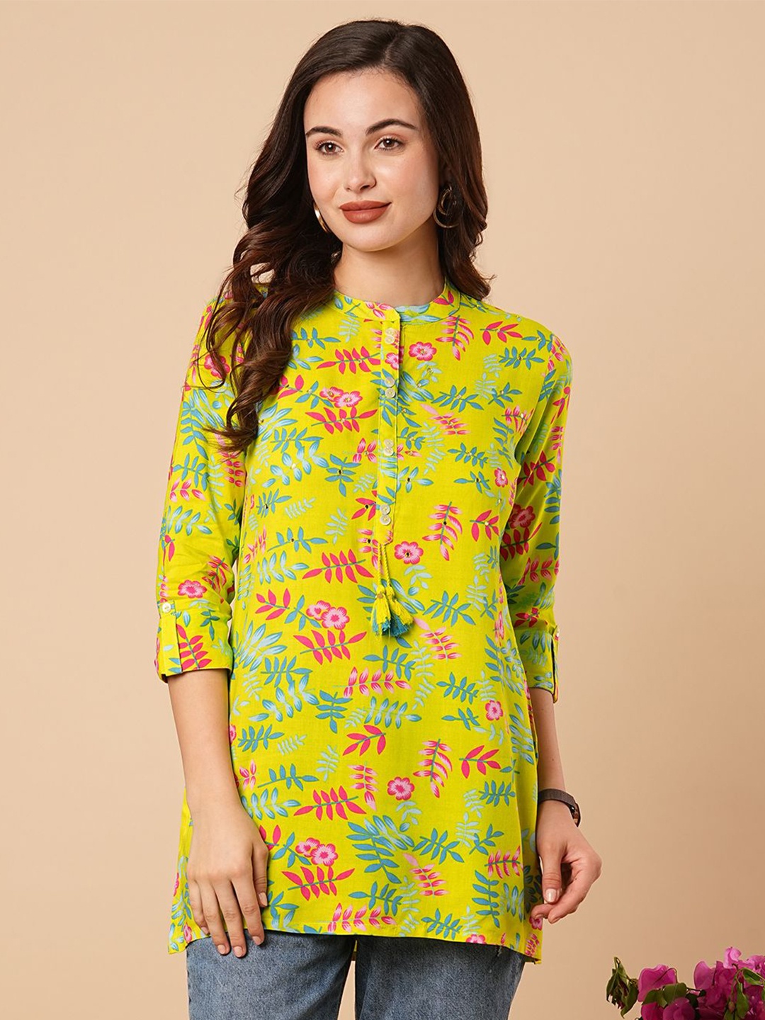 

FASHOR Floral Printed Mirror Work Mirror Work Kurti, Lime green
