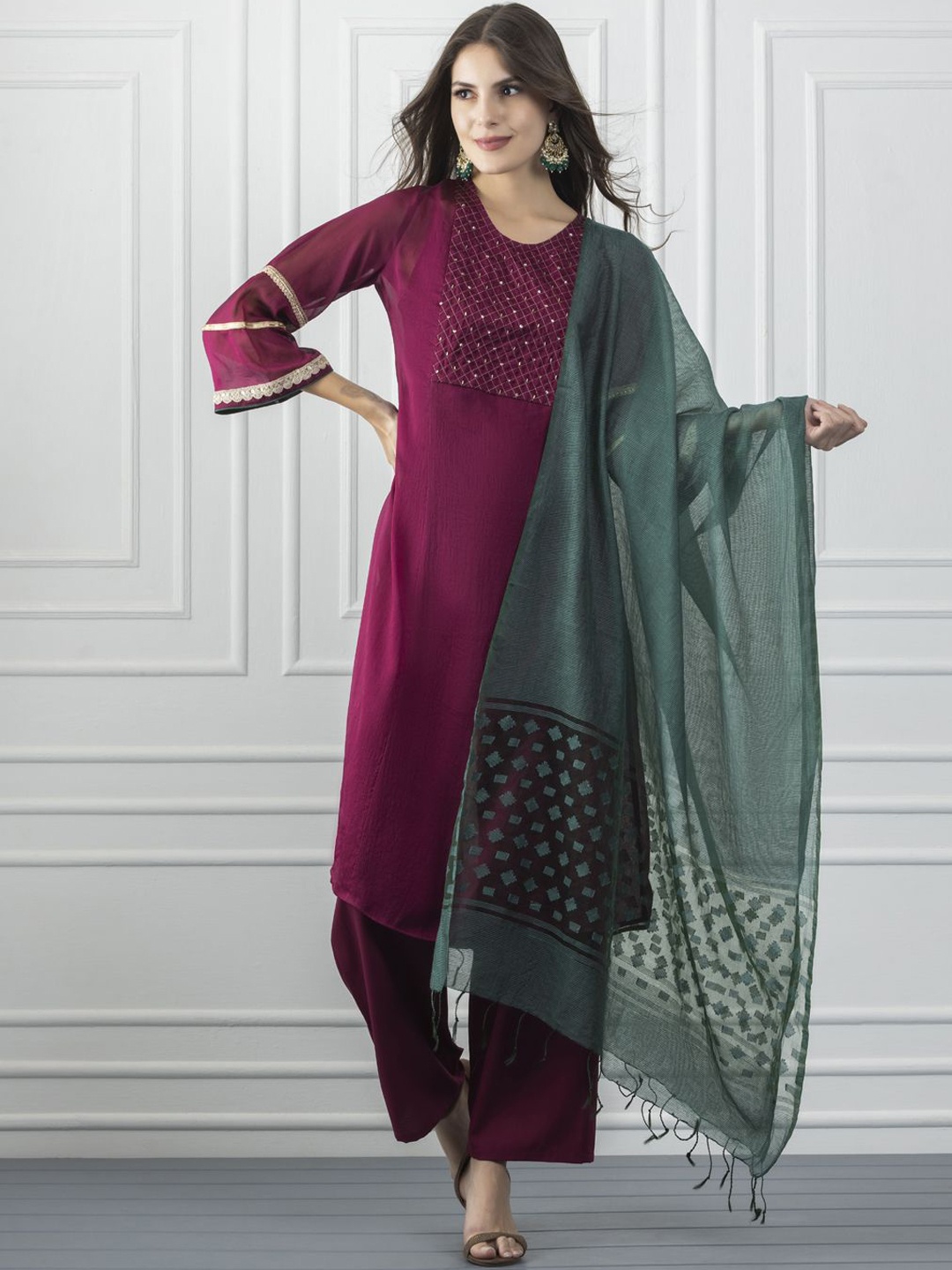 

SHAYE Women Floral Embroidered Panelled Sequinned Kurta with Trousers & With Dupatta, Purple