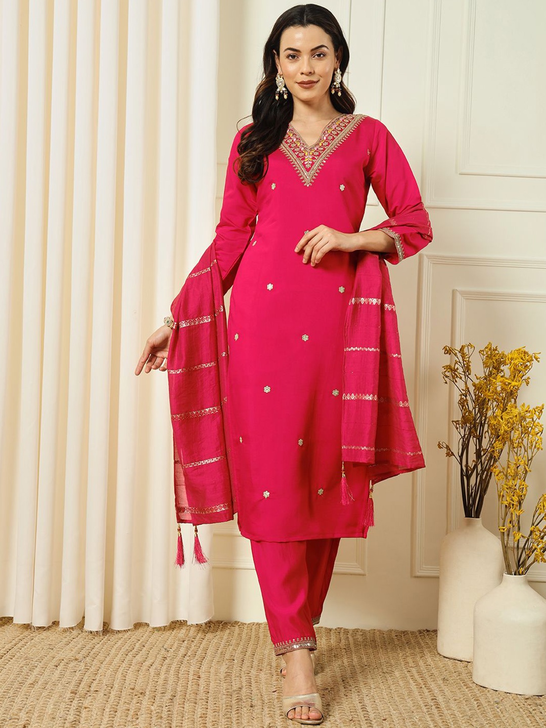 

BAESD Women Ethnic Motifs Embroidered Regular Kurta with Trousers & With Dupatta, Pink
