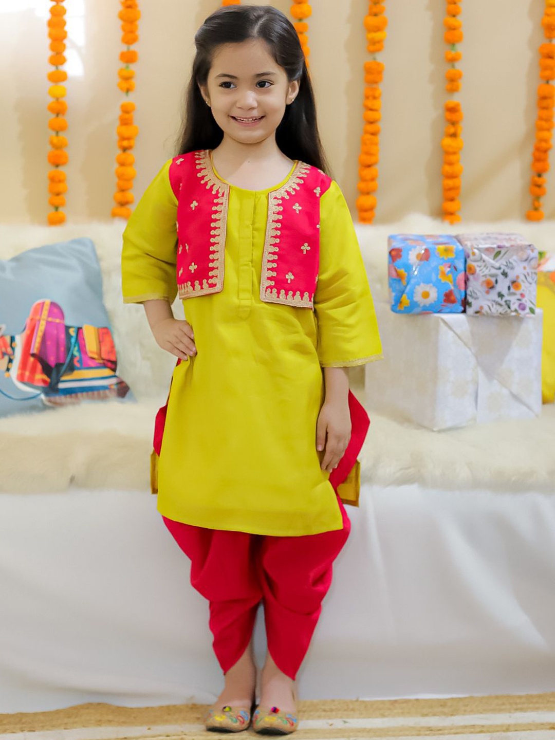 

BownBee Girls Floral Embroidered Regular Kurta with Dhoti Pants, Yellow