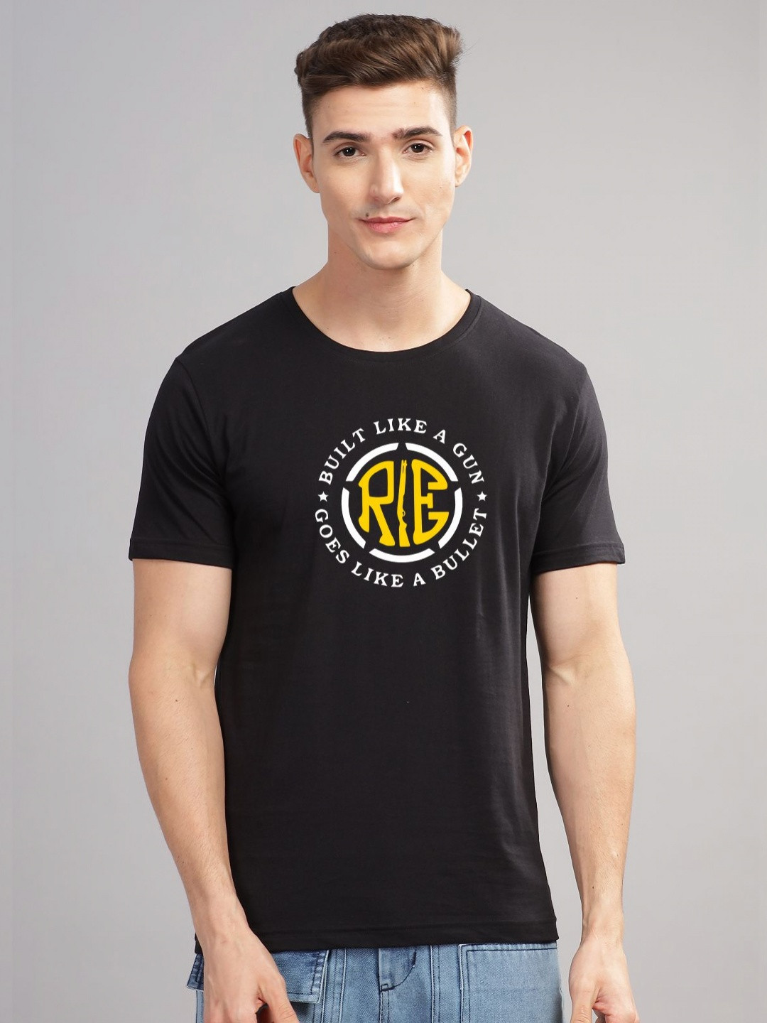 

ADRO Men Typography Printed Applique T-shirt, Black
