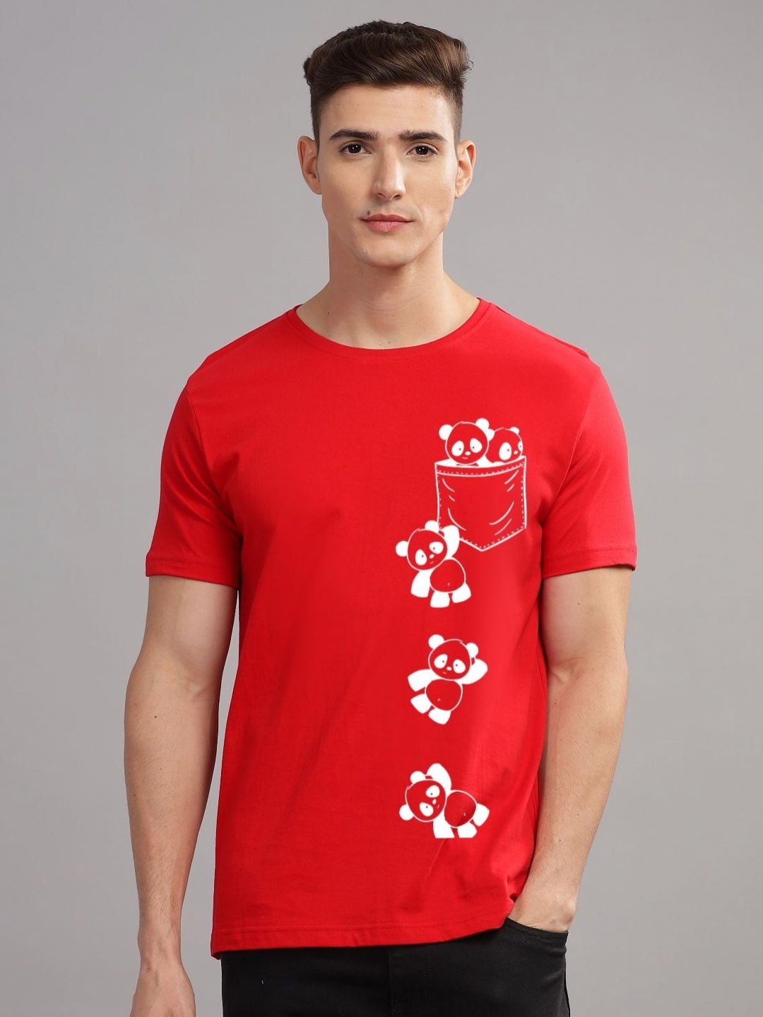 

ADRO Men Typography Printed Pockets T-shirt, Red