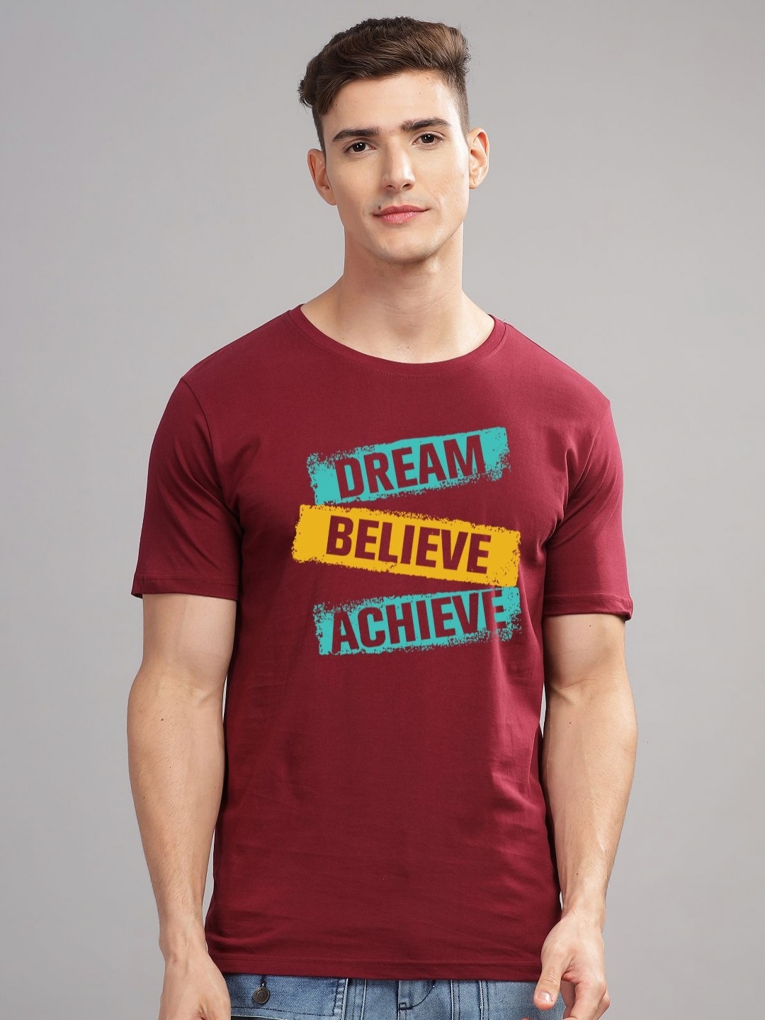 

ADRO Men Typography Printed Raw Edge T-shirt, Maroon