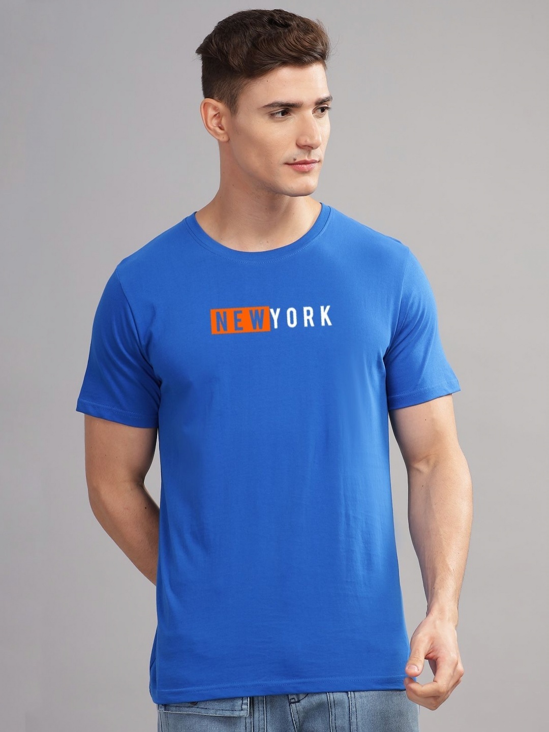 

ADRO Men Typography Printed Applique T-shirt, Blue
