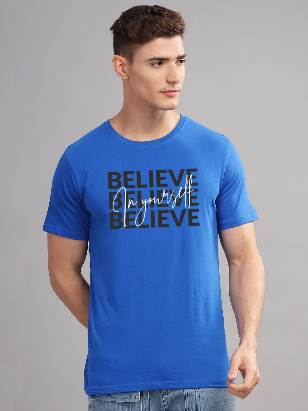 ADRO Men Typography Printed Pockets T-shirt, Blue