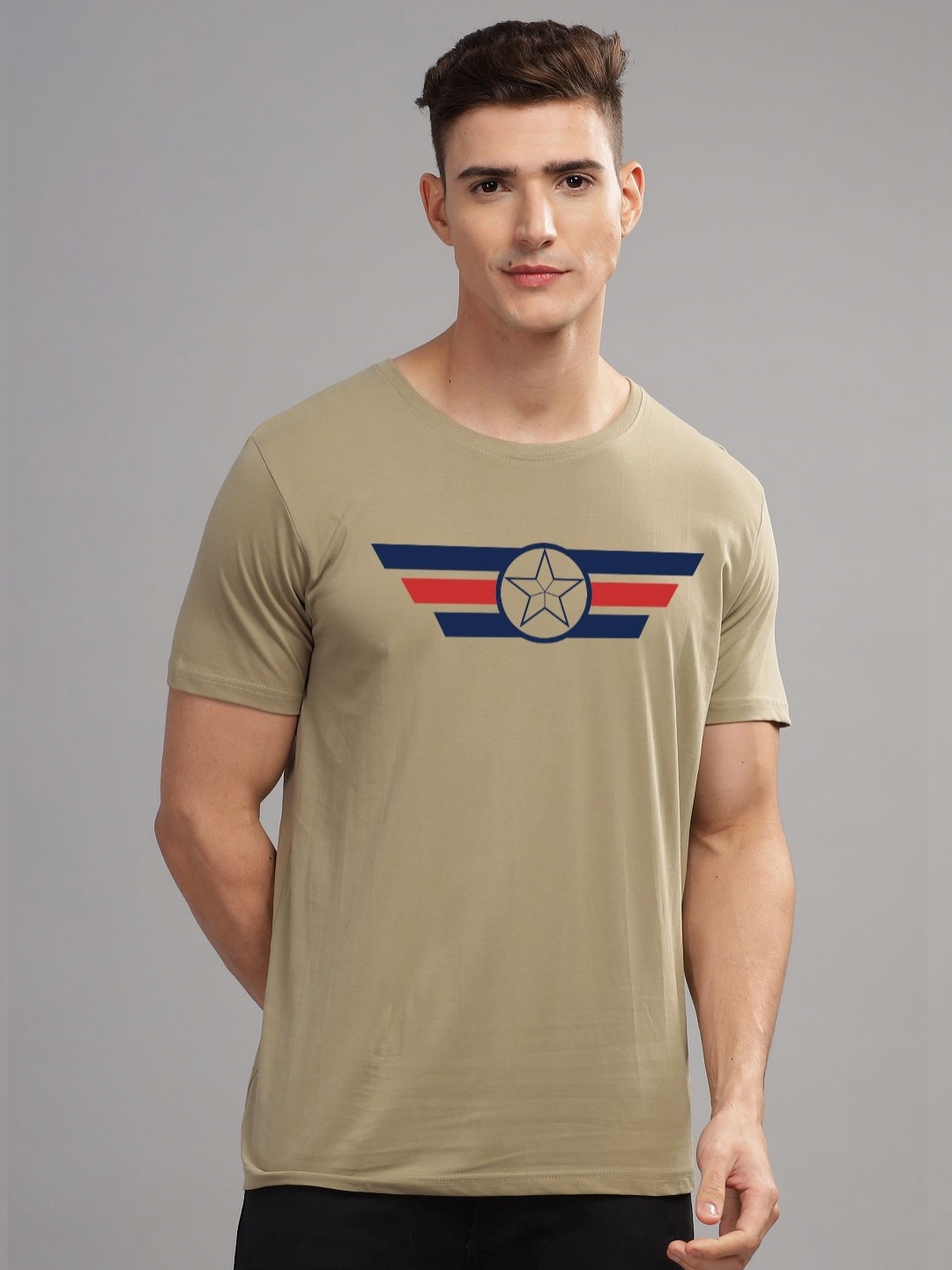 

ADRO Men Printed Applique T-shirt, Beige