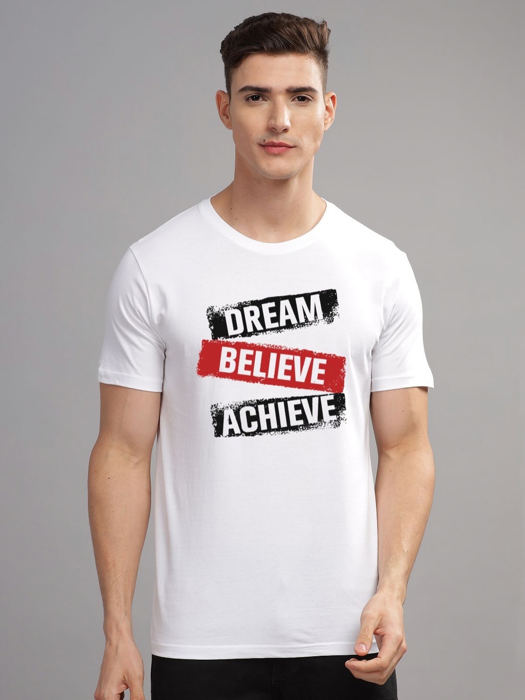 

ADRO Men Typography Printed Applique T-shirt, White