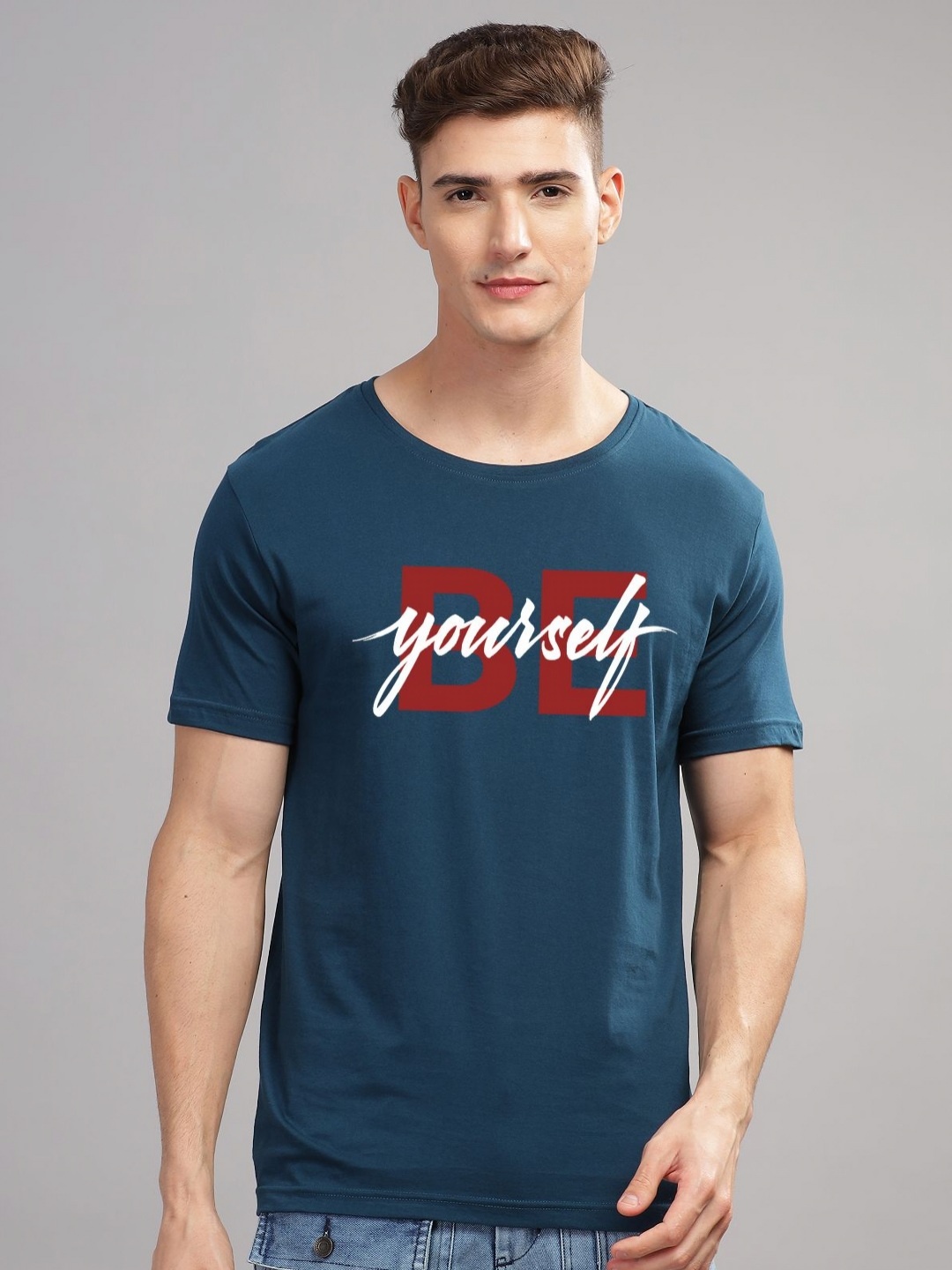 

ADRO Men Typography Printed Pockets T-shirt, Teal