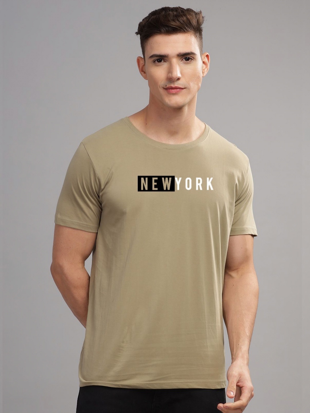 

ADRO Men Typography Printed Applique T-shirt, Beige