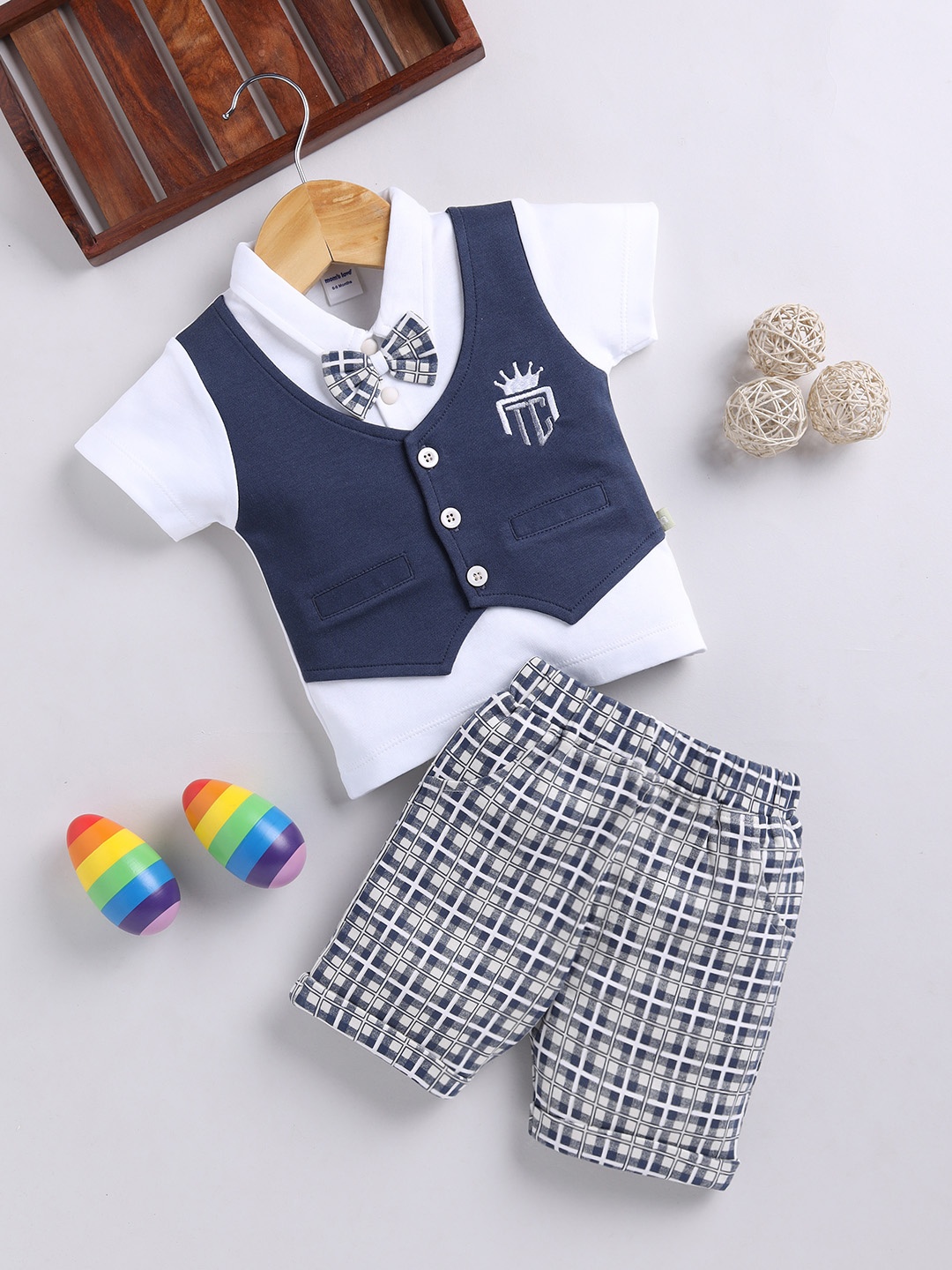 

Moms Love Infant Boys Pure Cotton T-shirt with Shorts, White