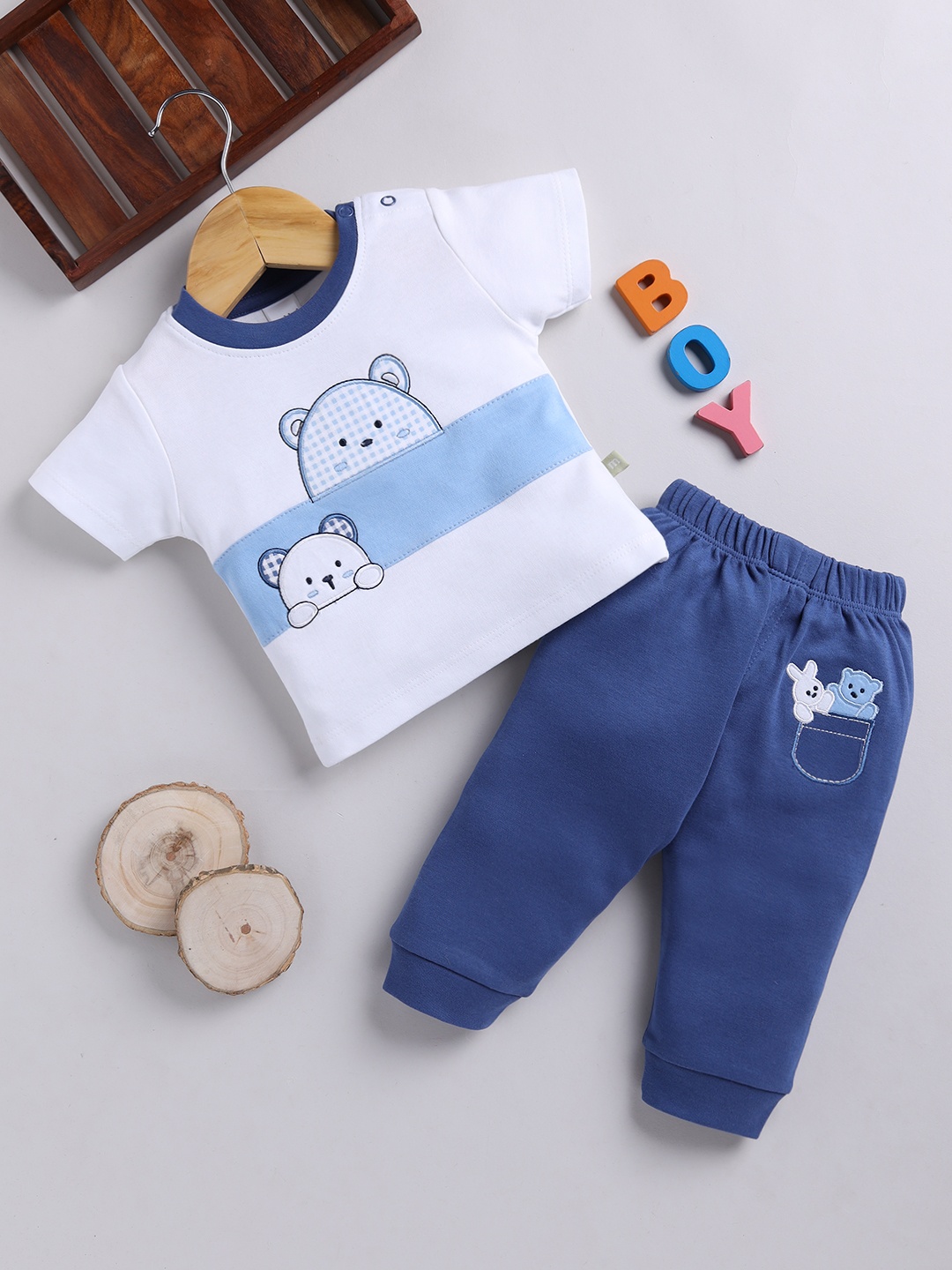

Moms Love Infant Boys Pure Cotton T-shirt With Joggers, White