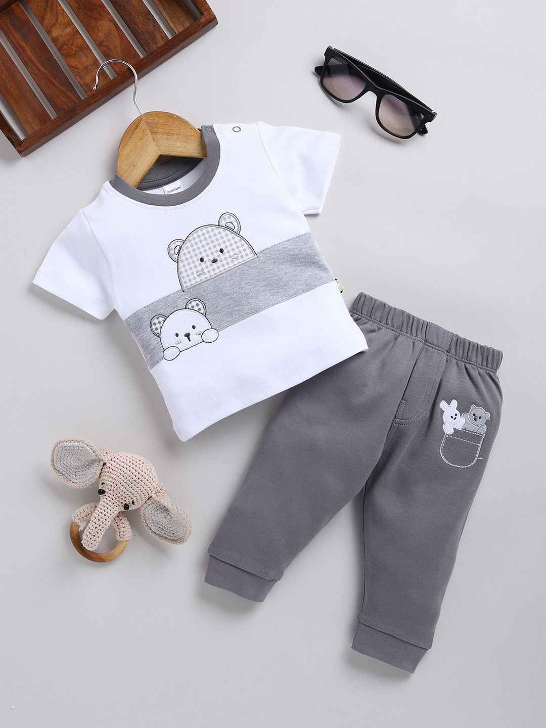 

Moms Love Infant Boys Pure Cotton T-shirt With Joggers, Grey