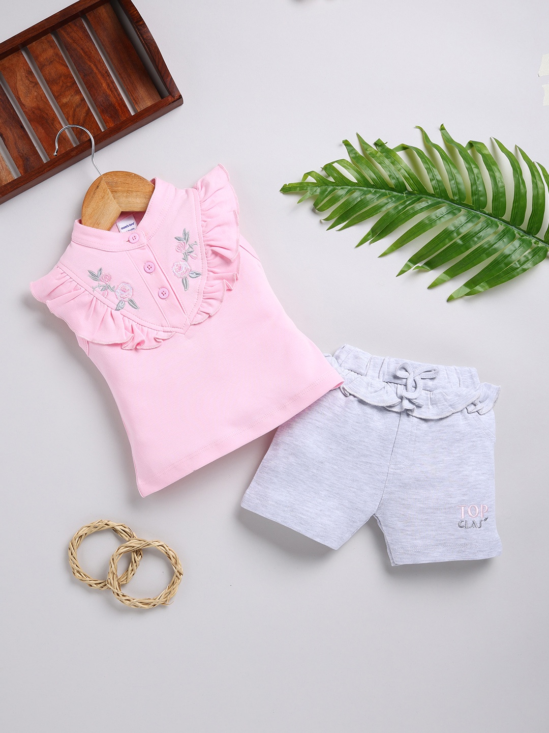 

Moms Love Infant Girls Pure Cotton Top with Shorts, Pink
