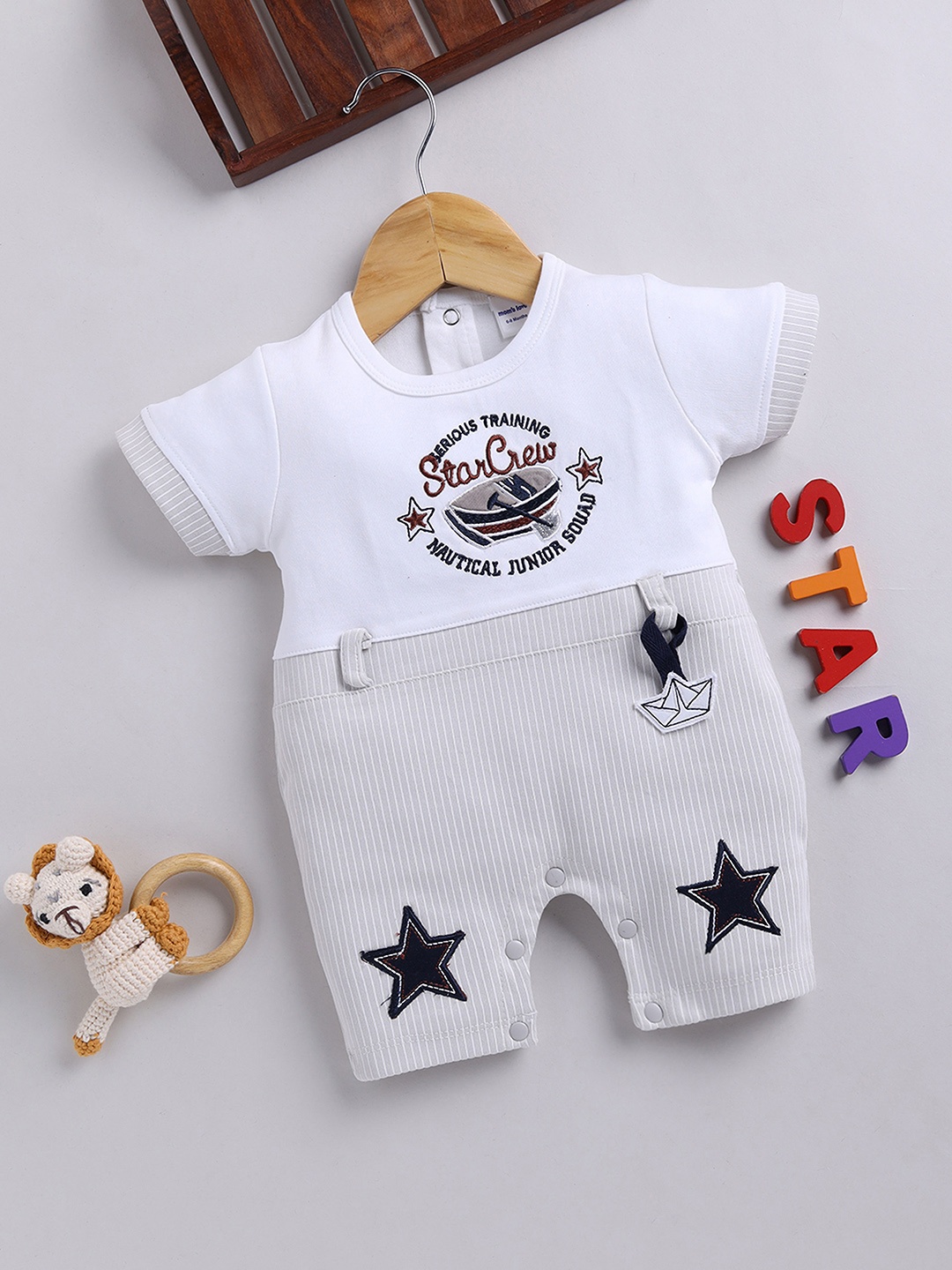 

Moms Love Infant Boys Pure Cotton Romper with Applique Detail, Grey