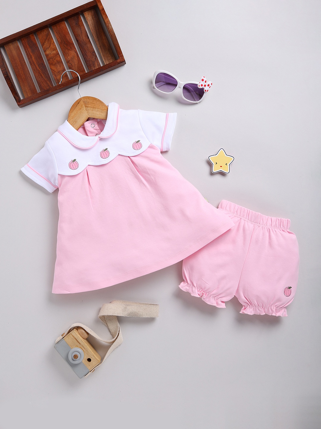 

Moms Love Infant Girls Cotton Colourblocked A-Line Dress, Pink