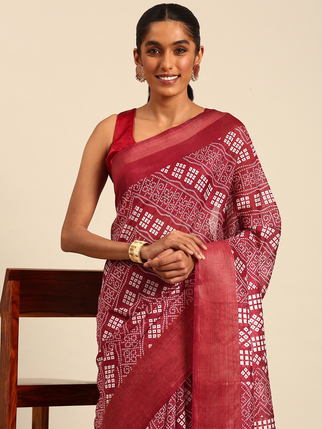 

HERE&NOW Bandhani Printed Zari Saree, Maroon